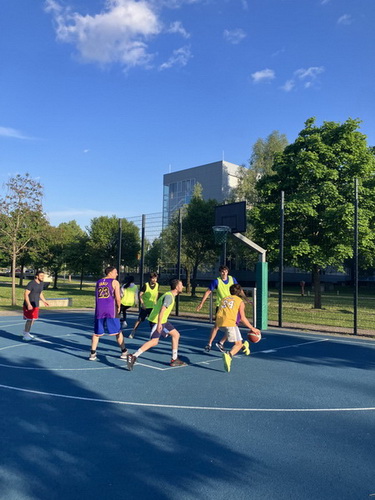 Student playing Basket ball, Campus Garching