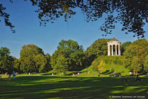 Englisch Garden Munich, copyright München Tourismus Luis Gervasi